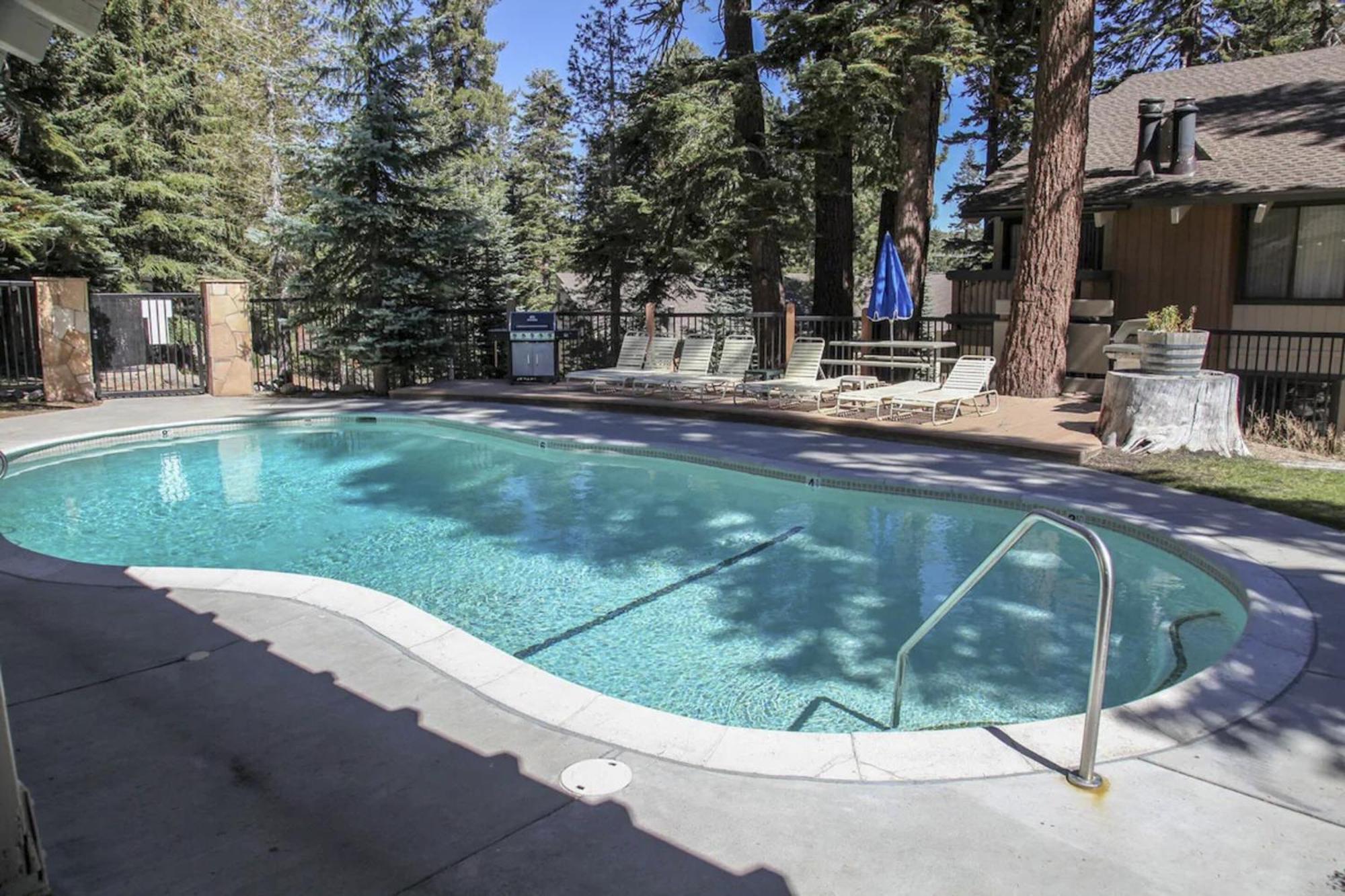 Discovery 4 162 Mammoth Lakes Buitenkant foto